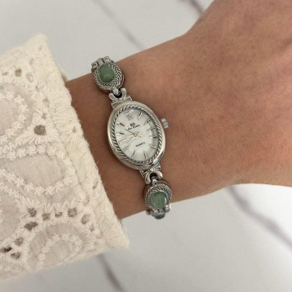 SKU0464 Retro Silver‎ Green Gemstones Women Fashion Watch Bracelet + gift bag